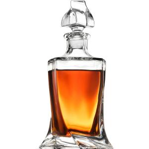 imageFineDine European Style Glass Whiskey Decanter amp Liquor Decanter with Glass Stopper 28 Oz With Magnetic Gift Box  Aristocratic Exquisite Quadro Design  Glass Decanter for Alcohol Bourbon Scotch